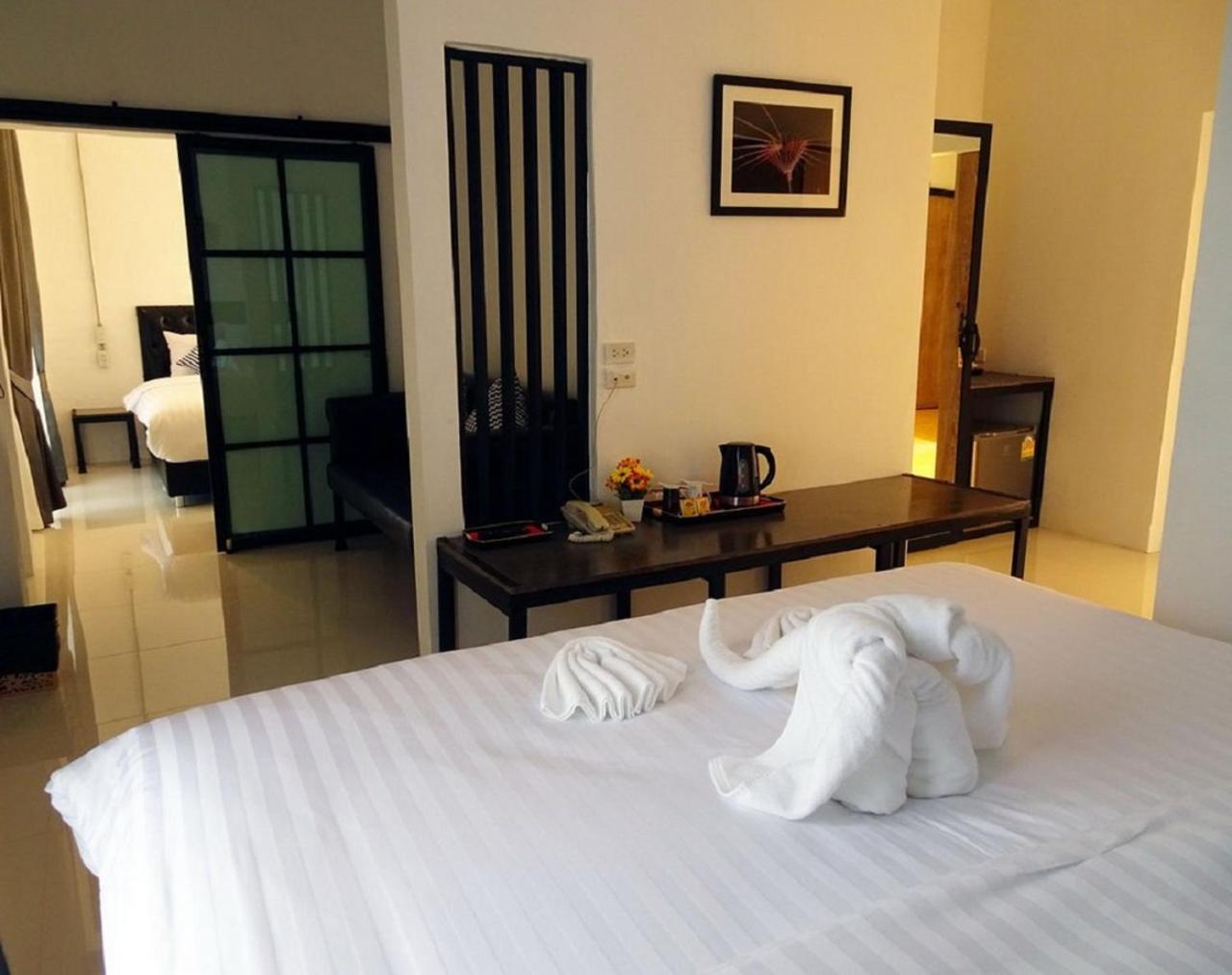 The Warehouse Chiang Mai Hotel Exterior foto